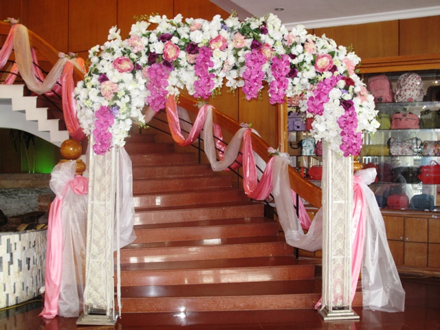 Tổ chức lễ cưới - Khách Sạn Sài Gòn Hạ Long - Công Ty CP Du Lịch Khách Sạn Sài Gòn Hạ Long
